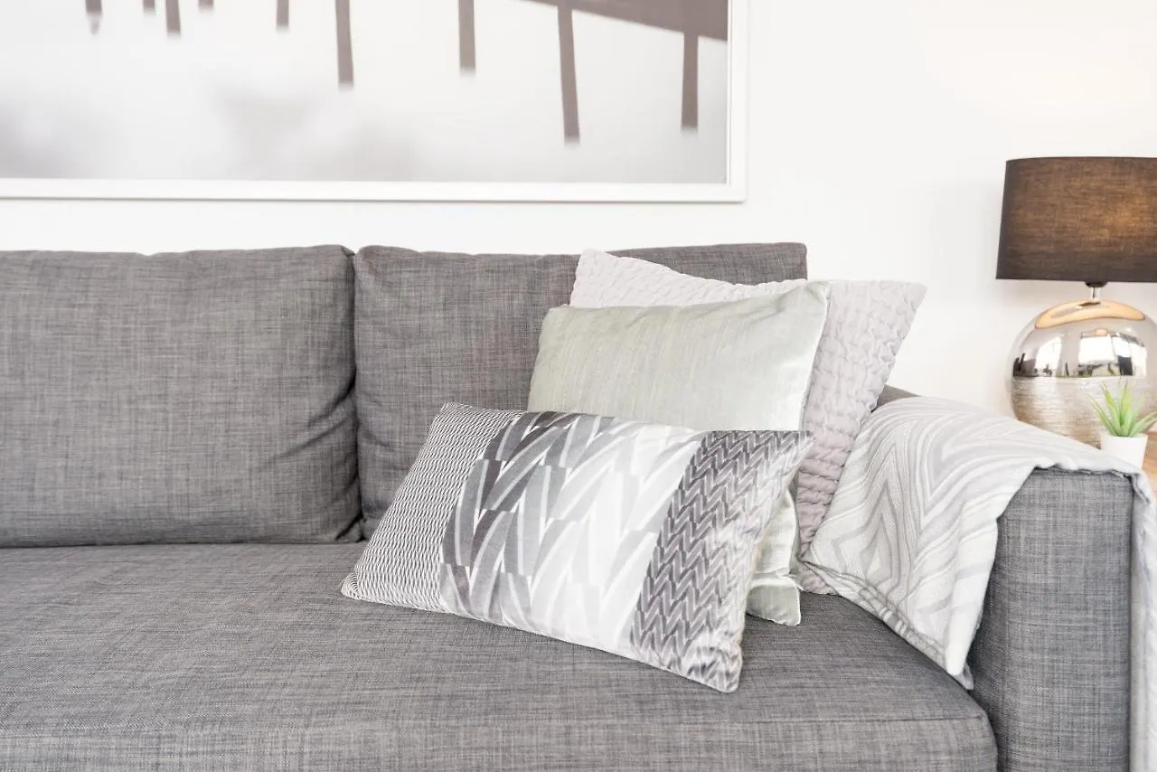 Urbe10 Angel Ganivet 2 Bedrooms Apartment Málaga Spanien